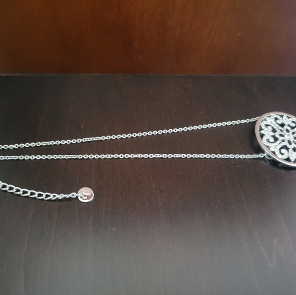 Swarovski Necklace - Picture 6 of 8